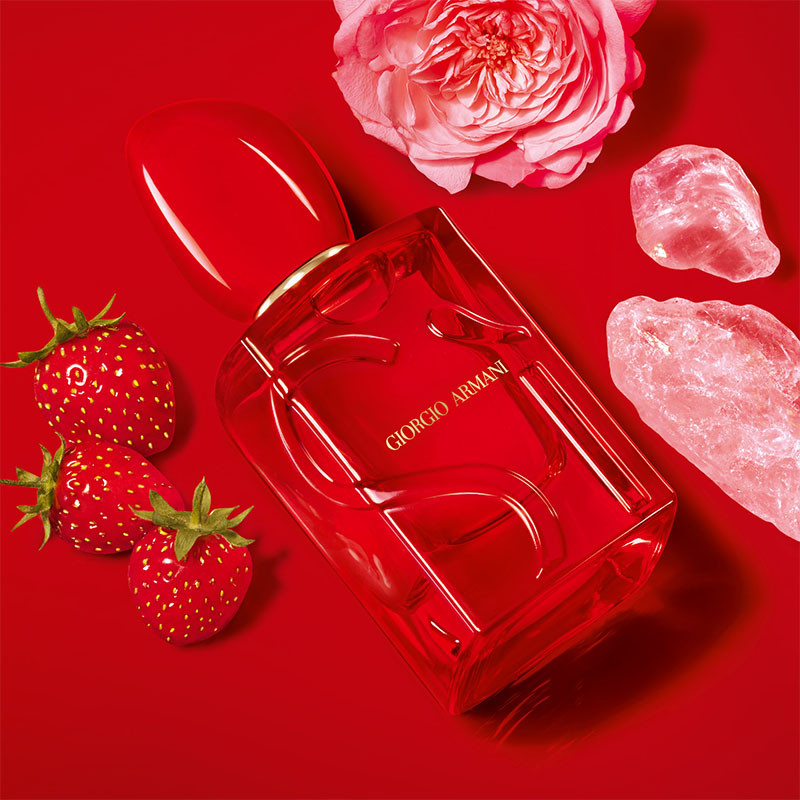 Sì Passione Red Musk de chez Armani : la sensualité à l’état pur, signée Armani