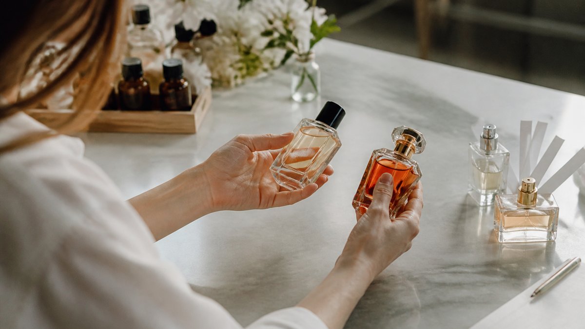 Lequel choisir entre eau de parfum ou extrait de parfum ?